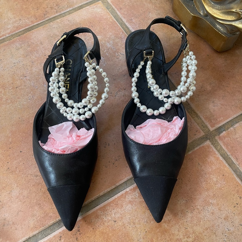 Black Chanel Pearl Strap Flats size 38C